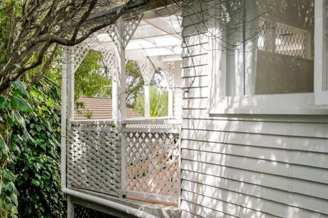 Photo of property in 1/45 Wolsley Avenue, Milford, Auckland, 0620