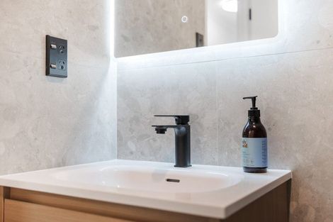 Photo of property in 36b Kelvin Road, Papakura, 2110