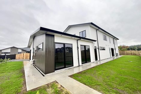 Photo of property in 16 Kiokio Place, Swanson, Auckland, 0614