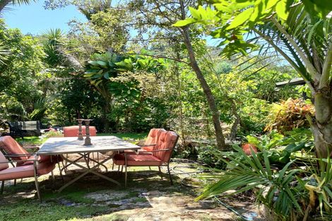 Photo of property in 15 Puriri Place, Tuateawa, Coromandel, 3583