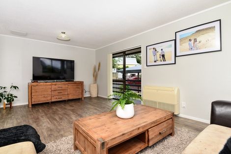 Photo of property in 23 Lachlan Drive, Dinsdale, Hamilton, 3204