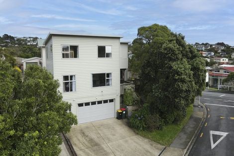 Photo of property in 107 Kenmore Street, Newlands, Wellington, 6037