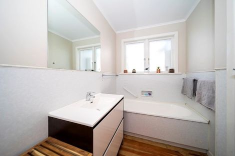 Photo of property in 113 Rata Street, Inglewood, 4330