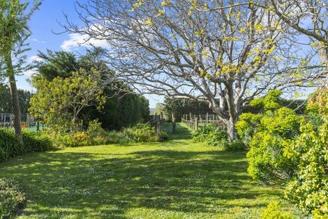 Photo of property in 190 Regent Street, Martinborough, 5711