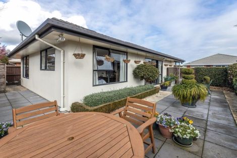 Photo of property in 14 Innisfree Place, Northwood, Christchurch, 8051