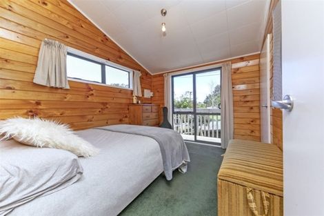 Photo of property in 27 Routley Drive, Glen Eden, Auckland, 0602