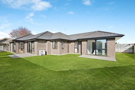 Photo of property in 11 Keston Crescent, Flagstaff, Hamilton, 3210