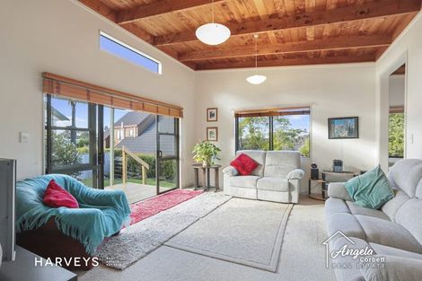 Photo of property in 1/36 Konini Road, Titirangi, Auckland, 0604