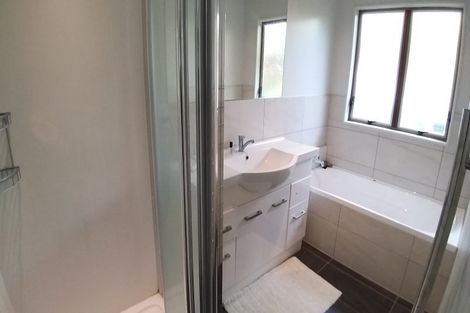 Photo of property in 5 Maugham Drive, Bucklands Beach, Auckland, 2014