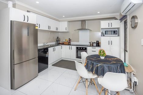 Photo of property in 188u6 Massey Street, Frankton, Hamilton, 3204