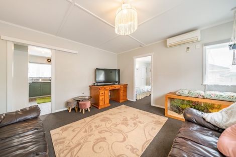 Photo of property in 68 Tawhai Street, Stokes Valley, Lower Hutt, 5019