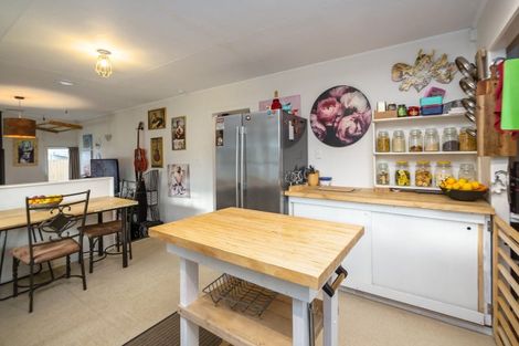 Photo of property in 23 Daniell Street, Featherston, 5710
