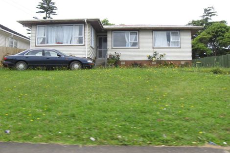 Photo of property in 32 Plumley Crescent, Mangere, Auckland, 2022