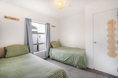 Photo of property in 1/24 Cambrian Street, Churton Park, Wellington, 6037