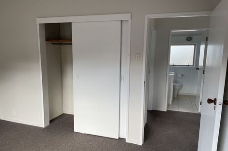 Photo of property in 133f1 Queens Drive, Lyall Bay, Wellington, 6022