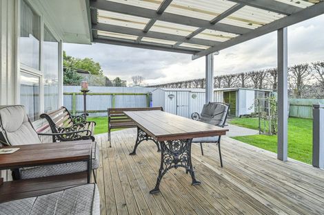 Photo of property in 82 Folkestone Drive, Flaxmere, Hastings, 4120