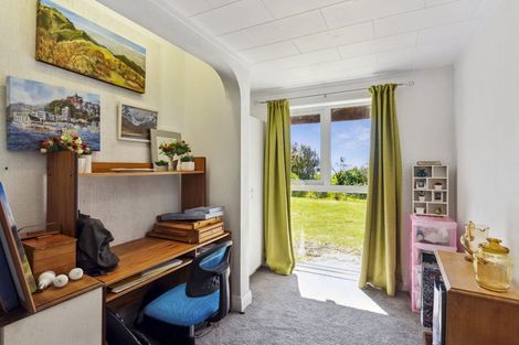 Photo of property in 7 Nuhaka Place, Paraparaumu Beach, Paraparaumu, 5032