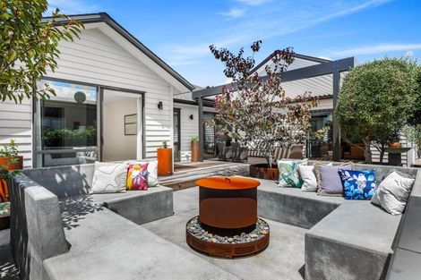 Photo of property in 45 Pohutukawa Parade, Riverhead, 0820