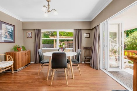 Photo of property in 27 Samuel Place, Queenwood, Hamilton, 3210