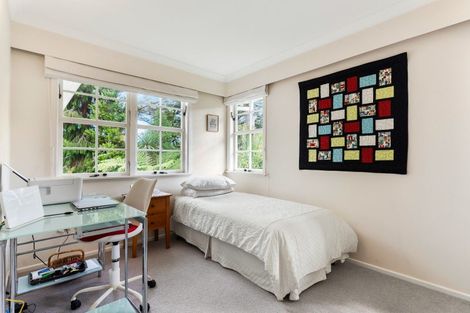 Photo of property in 4 Freemans Way, Pinehaven, Upper Hutt, 5019