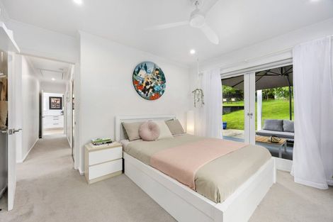 Photo of property in 70 Selwyn Crescent, Forrest Hill, Auckland, 0620