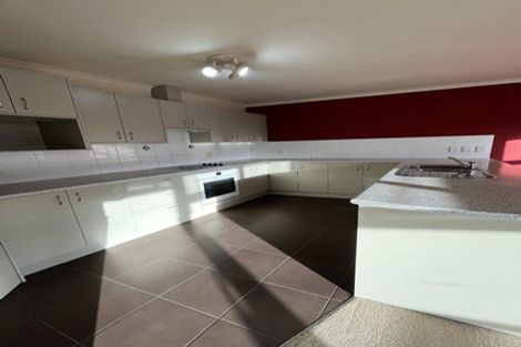 Photo of property in 4 Lime Crescent, Papakura, 2110