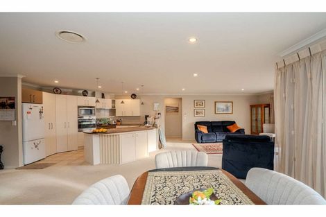 Photo of property in 14b Karaka Drive, Kerikeri, 0230