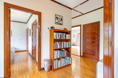 Photo of property in 6 Terrace End, Lansdowne, Masterton, 5810