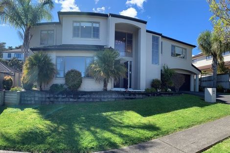 Photo of property in 16 Amaretto Avenue, Flat Bush, Auckland, 2019