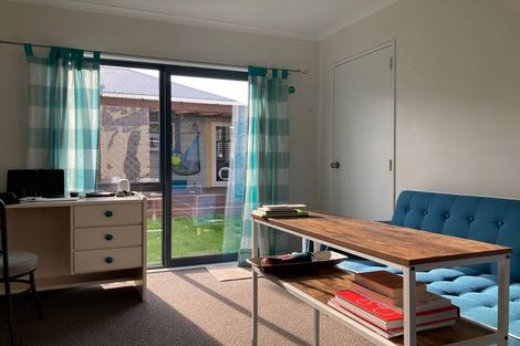 Photo of property in 44 Beach Street, Petone, Lower Hutt, 5012