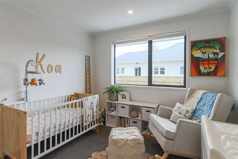 Photo of property in 7 Toutouwai Lane, Inglewood, 4330
