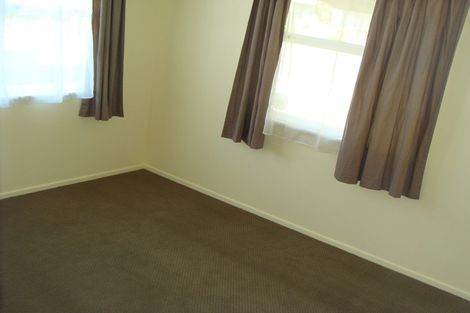 Photo of property in 90 Edgewater Drive, Pakuranga, Auckland, 2010