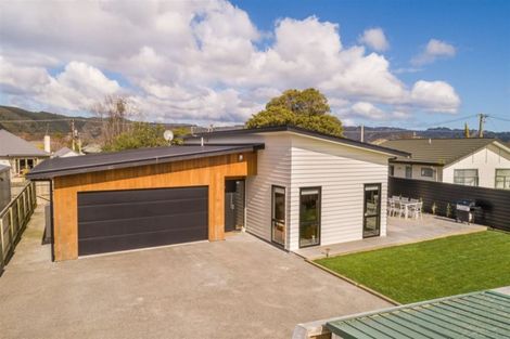 Photo of property in 27a Tennyson Street, Trentham, Upper Hutt, 5018