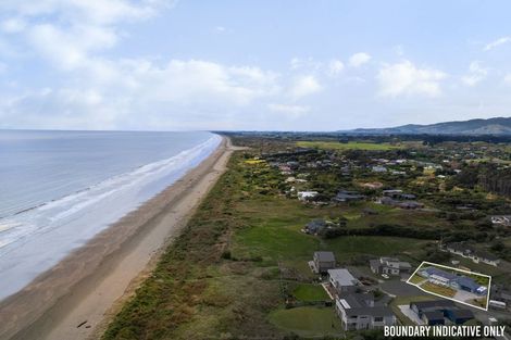 Photo of property in 6 Arapipi Way, Peka Peka, Waikanae, 5391