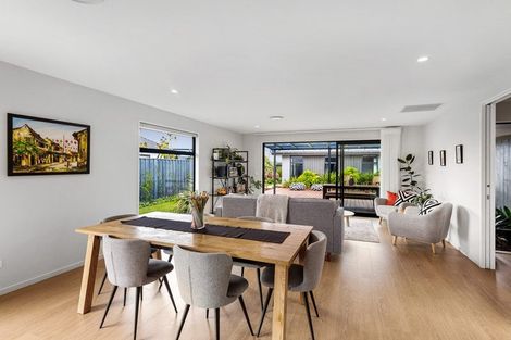 Photo of property in 5 Maurice James Way, Prebbleton, 7604