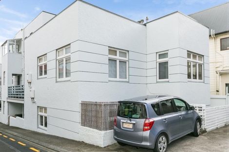 Photo of property in 1u5 Rixon Grove, Mount Victoria, Wellington, 6011