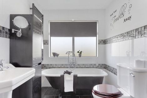 Photo of property in 76 Gatehouse Lane, Woodend, Kaiapoi, 7691