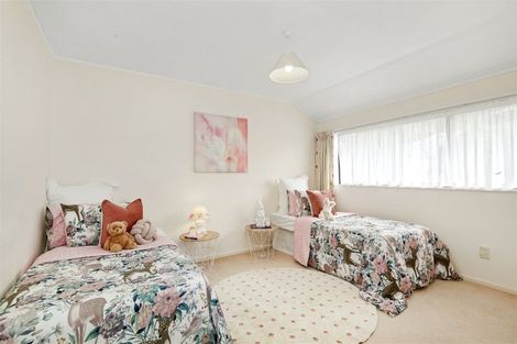 Photo of property in 147 Westchester Drive, Churton Park, Wellington, 6037