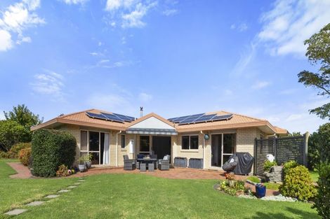 Photo of property in 63 Mcgiven Drive, Ridgewood, New Plymouth, 4371