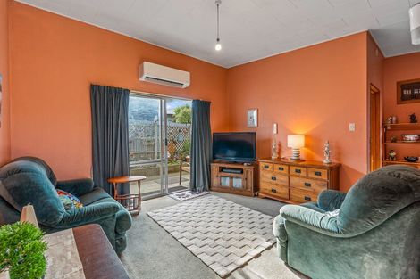 Photo of property in 48c King Street, Mosgiel, 9024