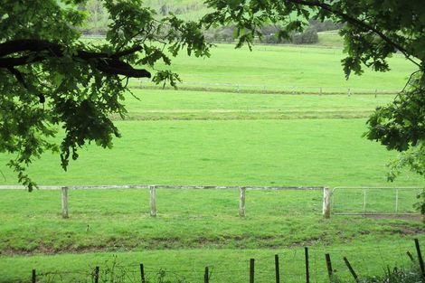 Photo of property in 1 Logan Road, Paeroa, 3600