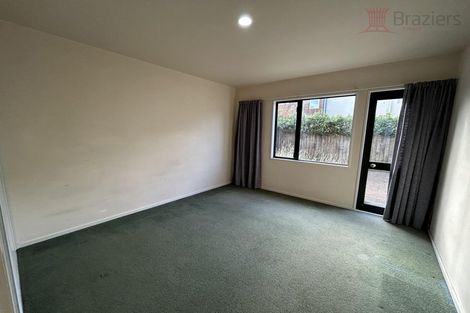 Photo of property in 10 Burdale Street, Riccarton, Christchurch, 8011