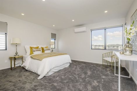 Photo of property in 10 Hautoa Lane, Flat Bush, Auckland, 2019