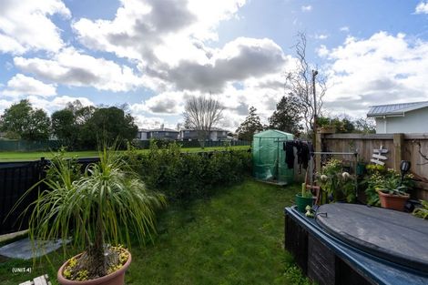 Photo of property in 23u1 Ross Crescent, Fairfield, Hamilton, 3214