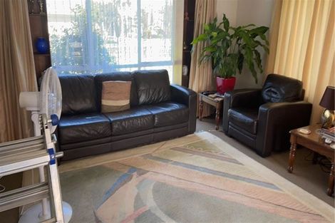 Photo of property in 115 Burswood Drive, Burswood, Auckland, 2013