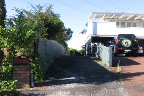 Photo of property in 4 Fairlea Road, Te Atatu South, Auckland, 0610