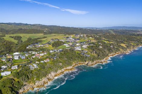 Photo of property in 5 Blue Moon Rise, Langs Beach, 0582