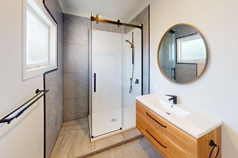 Photo of property in 60 Phillips Street, Sanson, 4817