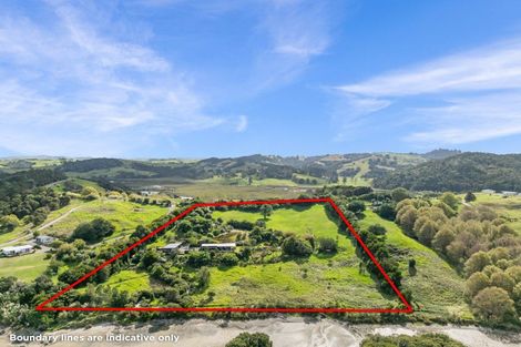 Photo of property in 417 Heatley Road, Whakapirau, Maungaturoto, 0583