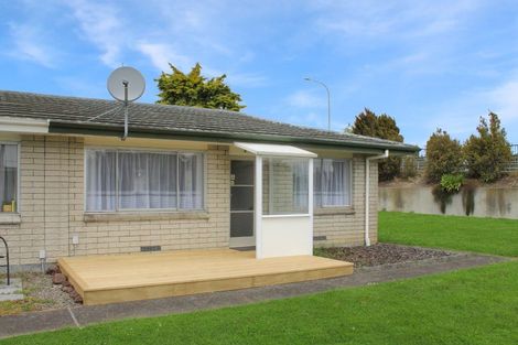 Photo of property in 6a Seaforth Avenue, Milson, Palmerston North, 4414